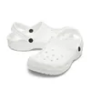 kids crocs women mens salehe bembury croc charms crocks Scarpe da mocassini in gomma per auto rosa piatte con fibbia di design 【code ：L】