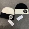 Berretto da donna lavorato a maglia cappello di lana Street Fashion Warm Skull Caps Ins352U