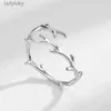 Solitaire Ring QMCOCO Simple Branch Leaf Thin Ring Silver Color Open Adjustable Ring For Women Girls Trendy Fashion Finger Jewelry Party Gifts 240226