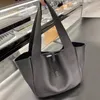 حقائب Luxurys Handbags أفقي حقائب حمل كبيرة من الجلد الأصلي حقيبة تسوق أنيقة الكتف