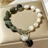 Pulsera de perlas naturales con cuentas Cristal verde Diseño original Para mujer Brazaletes coreanos Estudiante Amigo Joyería de cumpleaños Pieza de mano YQ240226