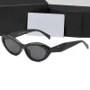 Lunettes de soleil design Petit cadre Lunettes de soleil pour femmes Hommes Lunettes de soleil Goggle Adumbral Option colorée Lunettes œil de chat Utilisation multi-occasions