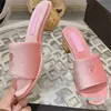 الكعب المكتنز للسيدات تنزلق على Slippers Designer Cloth Slides Mours Outdoor Leisure Shoe Ladies