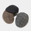 Berets 2024 Herbst Winter Männer Wolle Baskenmütze Britische Vintage Flache Top Schirmmütze Frauen Warme Plaid Maler Hut Vorwärts Sboy