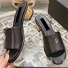 الكعب المكتنز للسيدات تنزلق على Slippers Designer Cloth Slides Mours Outdoor Leisure Shoe Ladies