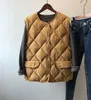 Gilets pour femmes 2024 Automne Hiver Élégant Beige Down Coton Gilet Veste Femmes Sans Manches Rembourré Vêtements Extérieurs Rhombus Gilet Manteau