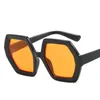 Lunettes de soleil Lunettes de soleil carrées irrégulières pour femmes pare-soleil jaunes de luxe polygonaux surdimensionnés pour femmes lunettes polygonales élégantes pour femmes UV400 J240226