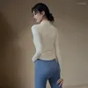 Chemises actives Costume de yoga pour femmes AI Automne et hiver Haut de sport Coupe ajustée Veste à manches longues zippée Portant des vêtements de fitness à l'extérieur