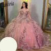 Abiti stile Quinceanera in pizzo con applicazioni di paillettes da principessa Abito da ballo con spalle scoperte Bordare Sweet 15 Vestidos De XV Anos