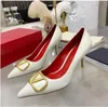 Designer Sandals High Heels Genuine Leather for Women Shoes 6cm 8cm 10cm Summer Luxury Flat Slides Ladies Beach Sandal Party Wedding Oran Shoes V034776