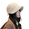 ベレー帽の女性冬の帽子厚い柔らかいぬいぐるみのソリッドカラーワイドブリムアンチスリップサンプロテクションフィッシャーマンコールド抵抗ピーク