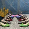 24SS Escarpins à talons en cuir pour femmes de qualité supérieure Designer de luxe Chaîne en métal Boucle en argent doré Chaussures habillées Rose Vert Noir Bleu Rouge Bordeaux 5,5 cm 35-42