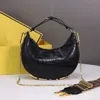 Mujer Praphy Bolso para axila Media luna Hombro Bolsos bandolera Cuero genuino Patrón de cocodrilo Inferior Letras de moda Correa ancha Blac269L