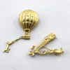 Brooches Brooch V Victory Metallic Texture Women Girls Product Gold Plating Fashion Jewelry Party Gift 2024 Style