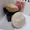 Sombrero de diseñador tendencia de moda celebridad de Internet mismo estilo boina de triángulo invertido versión coreana nueva cara adelgazante sombrero de calabaza mujer de moda y de moda