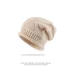 Berets Winter HARAJUKU BONNEMENTS CHAPINE TRITÉE FEMMES FOLIE CABLE CABLE GORRO Men Hip Hop Skullcap Short Unisexe Basic Cap