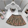 豪華な女の子のTシャツドレスセットキッズトラックスーツサイズ100-160人形ベアパターンプリント半袖と短いスカート24feb20