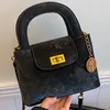 Borse da sera di classe Borsa di nicchia con filo ricamato Lingge Borsa a tracolla a catena popolare autunno e inverno da donna Secchiello portatile versatile