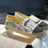 Espadrilles Designer schoen Luxe sneaker Dames Casual schoen Canvas Echt leer Loafers Klassiek design Laarzen Slipper Slippers per merk S573 007