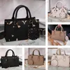 حقيبة مصممة للنساء على Tote the Go East West Handbag 2-PC Ladies Crotghody Shopbod