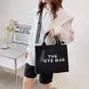 le sac fourre-tout dame célèbre designer cool pratique grande capacité sacs de mode unis sacs à main à bandoulière femmes grand porte-monnaie crossb318a