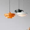 Lampes suspendues Nordic LED Macaron Acier au carbone Aluminium Blanc Foncé Vert Orange Illuminations pour Restaurant Salons Luminaire