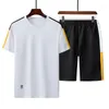 Survêtements pour hommes 2024 Summer Mens Sports Set T-shirt à manches courtes et shorts Deux pièces Mâle Costume décontracté Patchwork Couleur 4XL