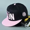 Ball Caps 2017 New Running Letter Snapshots Baseball Hat Camo Hip Hop Hat Mens Street Dance Fashion Aba Reta Pink J240226