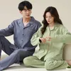 Mäns sömnkläder Bomull Mjuk för par högkvalitativa nattkläder koreanska kofta hemkläder kvinnor och män matchande droppskepp