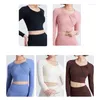 Aktive Shirts, Yoga-Oberteil mit Brustkissen, langärmelig, einfarbig, Herbst-Winter-Farbe, schmale Passform, schnell trocknend, für Sport, Fitness, Pilates