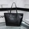 Trendy Tasarımcı Kadın Omuz Çantası Kadınlar Erkekler Tote Lüks Klasik Tote Çanta Omuz Moda Deri Tote Çantalar El Çantası