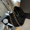 Sac à chaîne de créateur Sac à croissant Sac à bandoulière pour femme Cuir Diamant Or Matériel Fermoir métallique Sac à main de luxe Matelasse Chaîne Sac à bandoulière Sacs de maquillage 16/22 cm