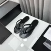 Luksusowa marka damska Flip-Flops Kaptury plażowe Hotel Indoor Flat Obcas Casual Buty z Orignal Box Rozmiar 35-42