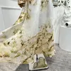 Lässige Kleider Seide 2024 Neueste qualitativ hochwertige Vintage Blumendruck Full Flare Sleeve Pea-up Frau Langes elegantes Kleid für den Urlaub