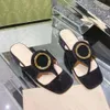 Goldene Hardware-Schnalle-Dekorationshausschuhe Damen-Sandalen mit flachen Zehen, Luxus-Designer, hohe Schuhe, Fabrikschuhe, 35–41, mit Box