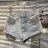 Dżinsy damskie 2024 Summer Y2K Shorts Women's Rhinestone Pants Street Girl Metal Diamond Pocket Pocket Design Design Design