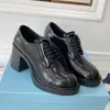 Designer mocassins mulheres de alta qualidade monólito escovado mocassins plataforma salto bomba chunky sneaker rendas-ups vestido sapatos escritório clássico