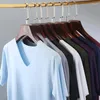 Herr t-skjortor 2024 Summer Mens Tshirts Solid Casual Tees Tops V-Neck Clothes Basic Seamless Shirt Bekväm kort ärm T-shirt