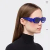 Erkek Tasarımcı Güneş Gözlüğü Açık Gölgeler Moda Klasik Lady Güneş Gözlükleri Kadın Gözlük Karışımı Renk İsteğe Bağlı Üçgen İmza Gafas Para El Sol De Mujer