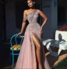 Elegant Off Shoulder Long Prom -jurken Volledig kralen voor Arabische vrouwen sexy front Split formele avond optochtjurken gewaad de soiree BC13141