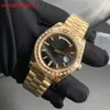 2813 movement Yellow gold case 40mm Baggage bezel Diamond-set black dial watch