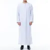 Vêtements de sport Hommes musulmans Jubba Thobe Manches longues Couleur unie Robes respirantes 2024 Col montant Islamique Arabe Kaftan Abaya S-5XL INCERUN