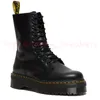 2024 Plataforma Martin Bota Tornozelo Alto Doc Womens Designer Botas Clássico 8 Olhos OG 1460 Jadon Liso Couro Nappa Mulher Dr AirWair Yellow Stitch Booties Mocassins Sapatos