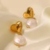 Baumelnde Ohrringe, exquisiter Edelstahl-Perlenanhänger für Damen, goldfarbenes Metall, polierter Herz-Ohrring, minimalistischer Modeschmuck