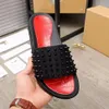 Fondo rosso UOMO Pantofole Uomo Classico Spike Punta piatta Sandalo scorrevole Suola in gomma spessa Pantofola Borchie Scivoli Piattaforma Ciabatte Estate Scarpe moda casual