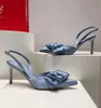 Yaz lüks kadın renecaovilla sara sandalet ayakkabı slingback yay süslü rhinestones yürüyüş düğün, parti, giyim yüksek topuklu elbise