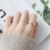 Charme de créateur Titanium Steel Ring Carter avec un sentiment de niche de luxe Lumière Personnalité à la mode polyvalente et Colorfast Couple Ins avec logo