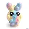 減圧おもちゃフィジェットおもちゃウサギのプッシュバブルは、ボーイガールキッズのためのイースターバニーギフトをスクイーズしますadtsベントドロップ配信