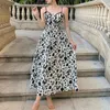 Casual Dresses Fashionabla Mid-Längd Dress Sling Elegant Vintage Floral Print Midi For Women V-Neck Summer High Waist