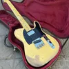 Ny produkt ruiner Electric Guitar in Cream Yellow, Brass Bridge, gratis frakt grossist och detaljhandel